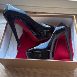 Christian Louboutin Women’s Heels 👠 
