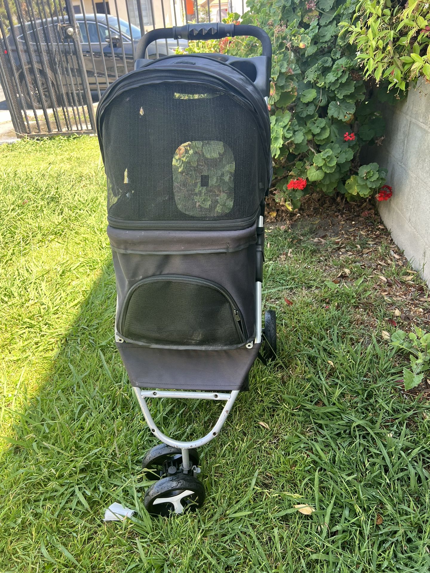 DOG STROLLER