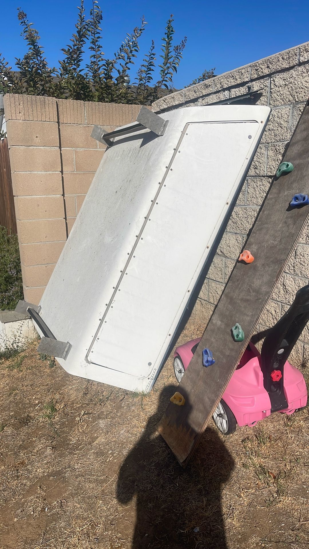 pick Up Camper 77 Inches Long 5 Feet Wide Free