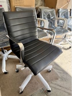 Set 6 Office Chairs - Conference Chairs, black