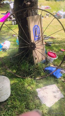 Antique wagon wheel