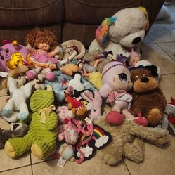 HUGE LOT OF Plushies Stuffies Stuffed Animals Unicorns Bears Dolls 