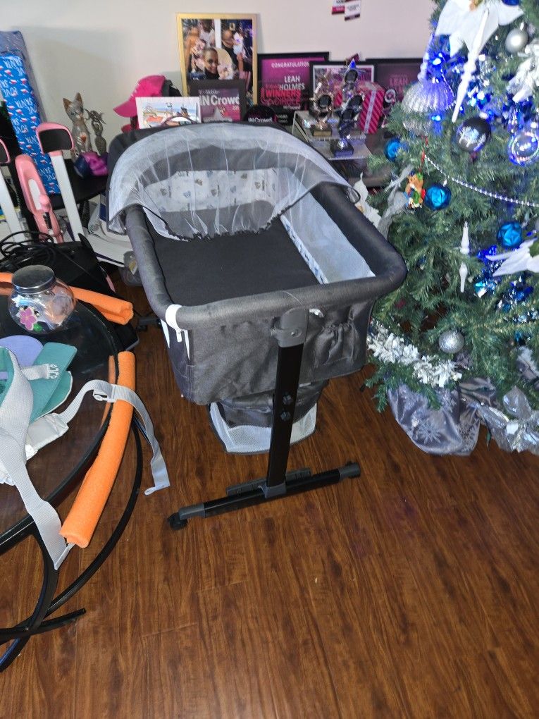 Baby Bassinet Unisex
