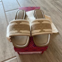 Used Tory Burch slides