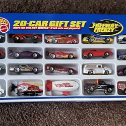 Hot Wheels 20 Car Gift Set   Freeway Frenzy 