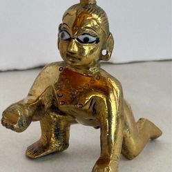 Brass Laddu Gopal Idol (Bal Krishna Crawling) – 7cm, Handmade – Temple Decor