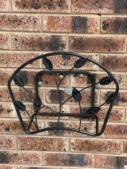 Black Metal Wall-Mount Hose Holder