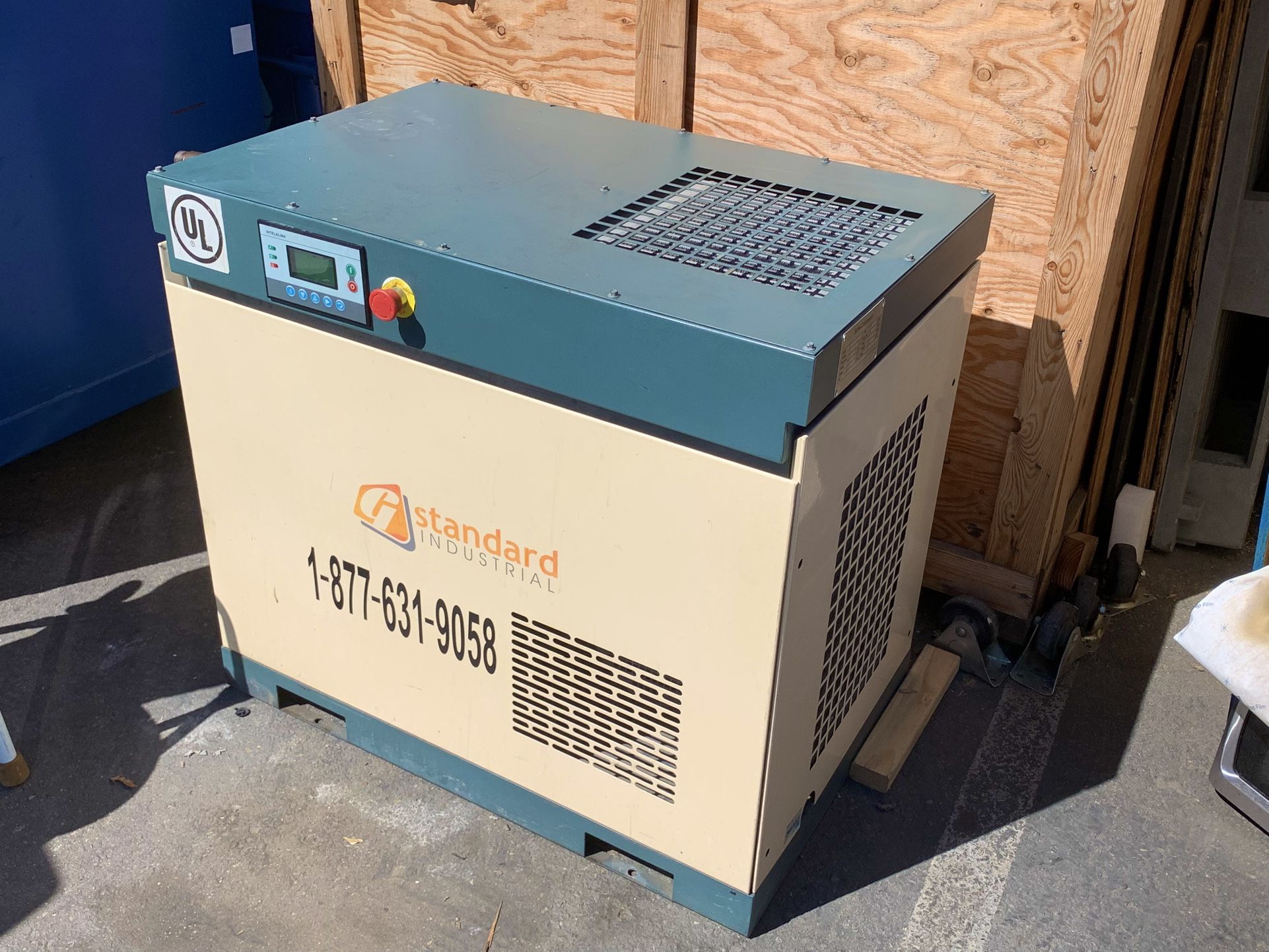 Air Compressor. GSI-10 Screw Compressor