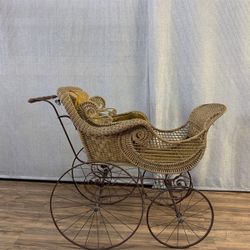 Antique Victorian Wicker Baby Carriage 