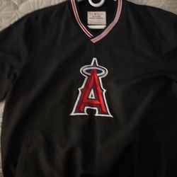Angels Windbreaker (medium)