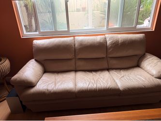 Sofa and chair with ottoman