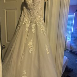 David’s Bridal Wedding Dress Sz 2 