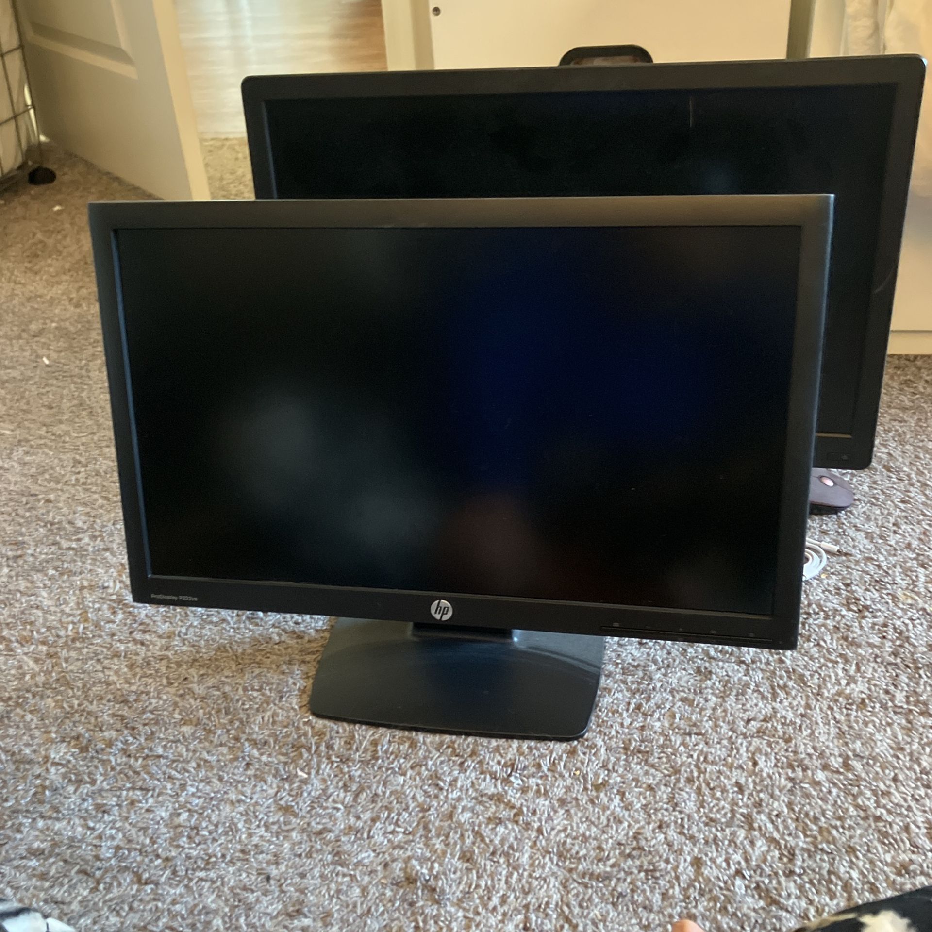 21.5” HP Monitor - Pro Display P22va