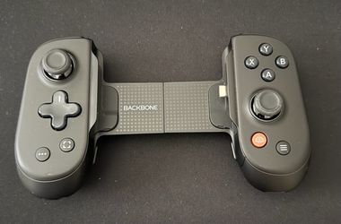 Backbone Pro Mobile Gaming Controller