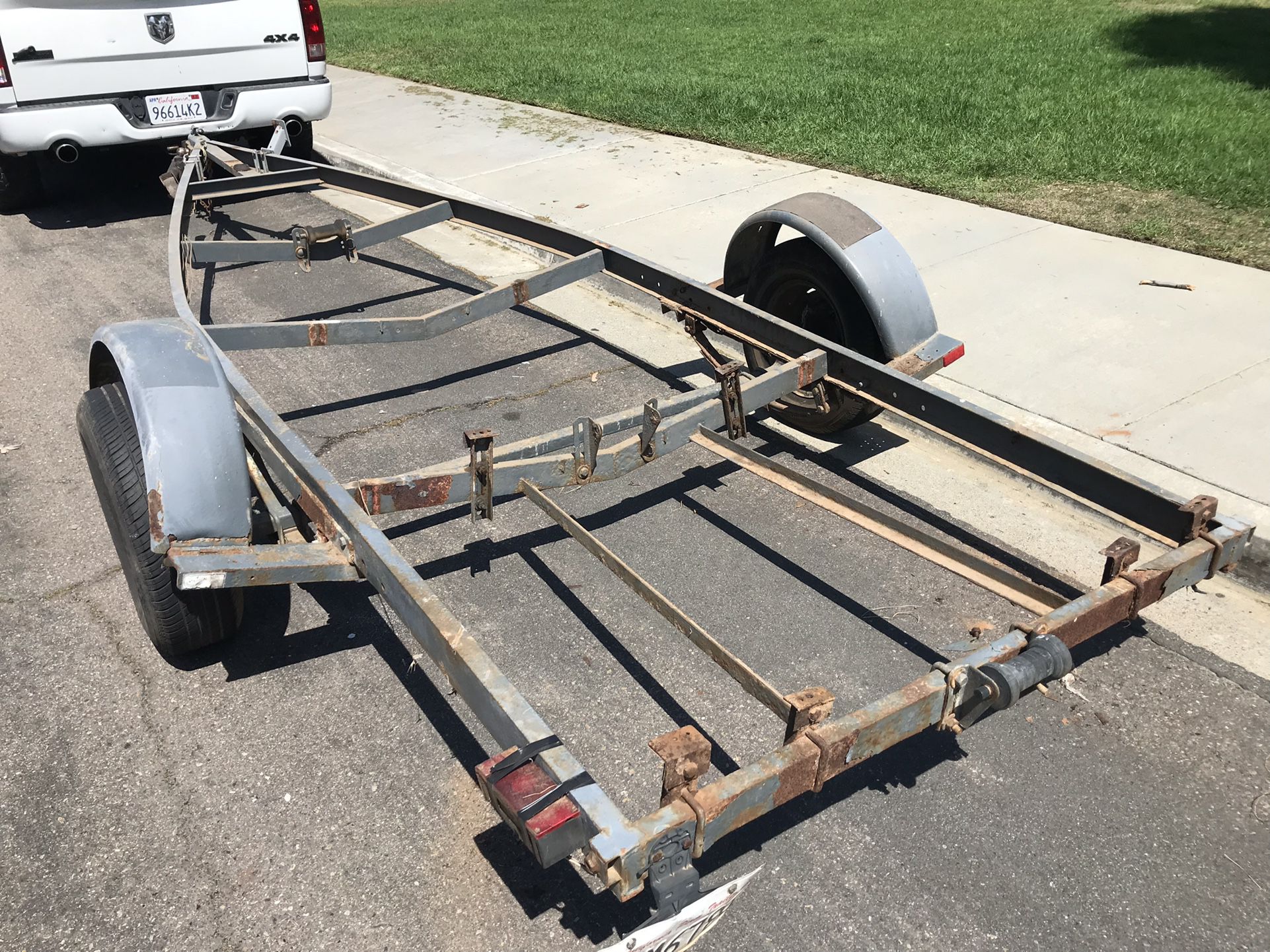 Boat Trailer Project For 14’-18’ Boat Needs Work…cheap 