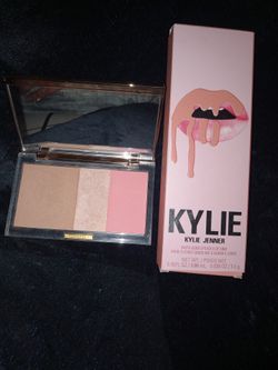 Kylie Jenner Lip Kit & Urban Decay Contour Pallete