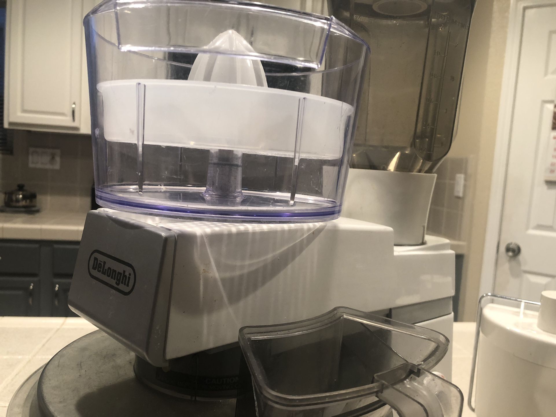 Food Processor - Multi Function (Delonghi)
