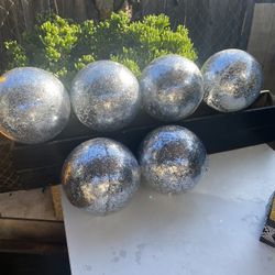 Gently Used Sparkling Decoration Circles 