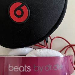 Pink beats by dre Ear headphones - Like New