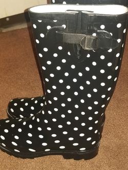 Womens rain boots