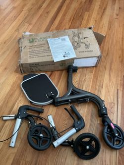 PLANET WALK 3 WHEEL ROLLATOR