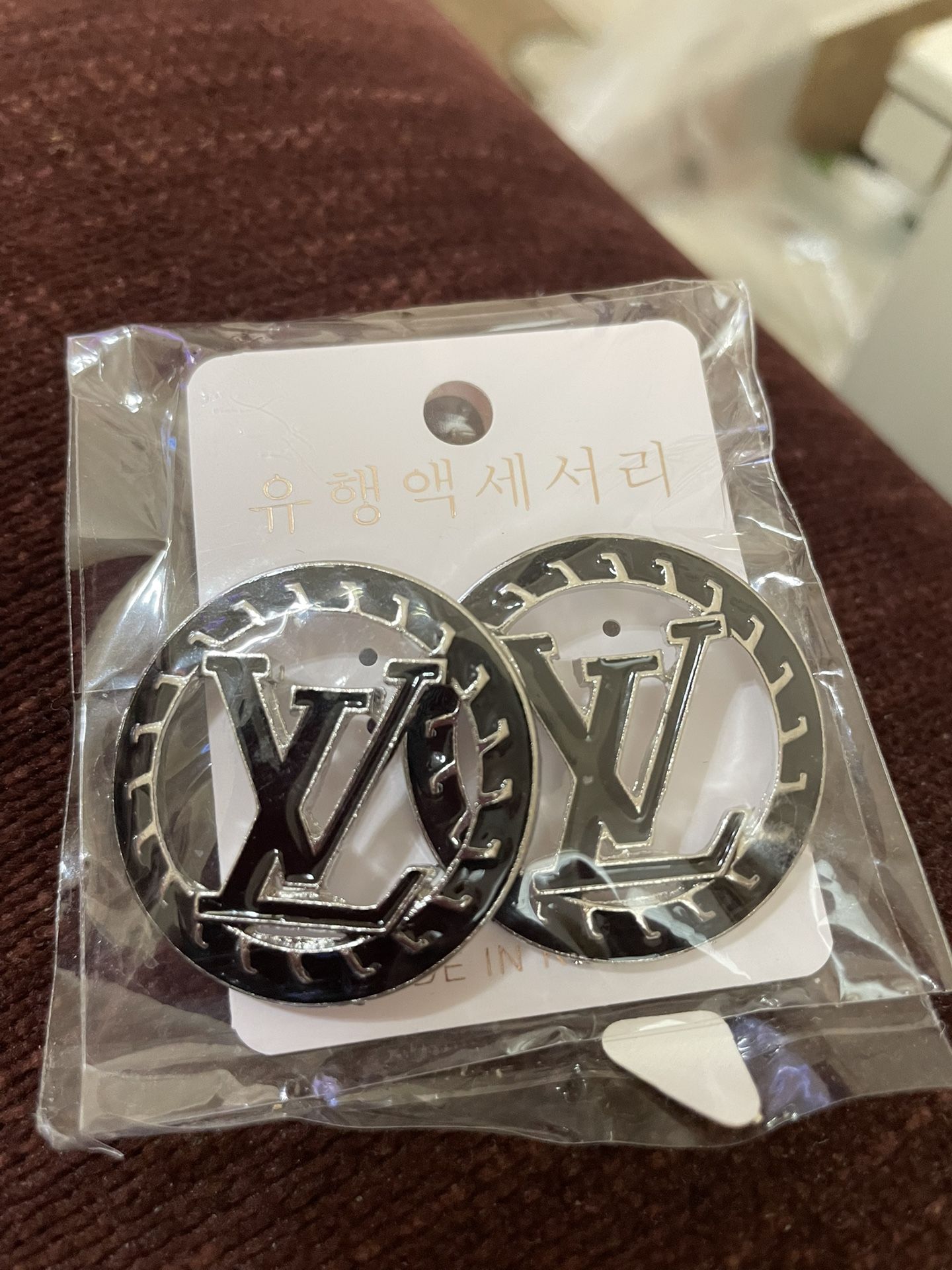 Fashion Initial Silver & Black Hoop Stud Earrings