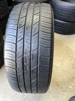 235 45 18 Goodyear Eagle LS2 Llanta Usada
