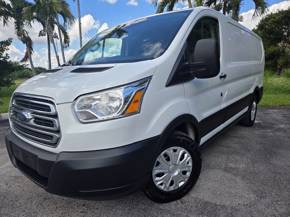 2015 Ford Transit