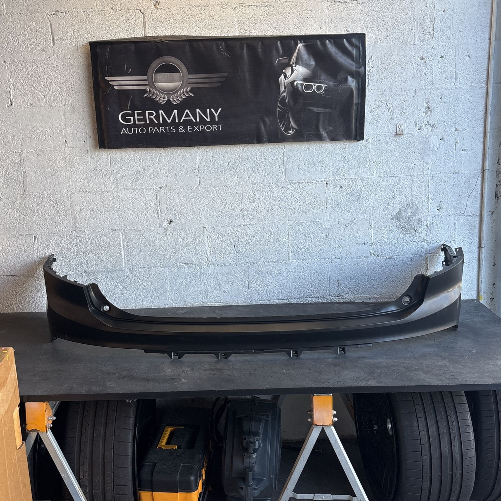 2016 2017 (contact info removed) 2020 2021 2022 VOLVO XC90 Rear Bumper NEW OEM