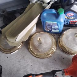 40$ each Light fixtures good shape