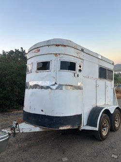 1976 Miley 2 horse straight load trailer
