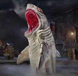 7' tall Home Depot Megalodon Shark animatronic new in box Halloween