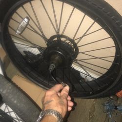 E Bike Motor Wheel And Battery 