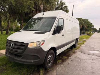 2022 Mercedes-Benz Sprinter 3500 XD Cargo