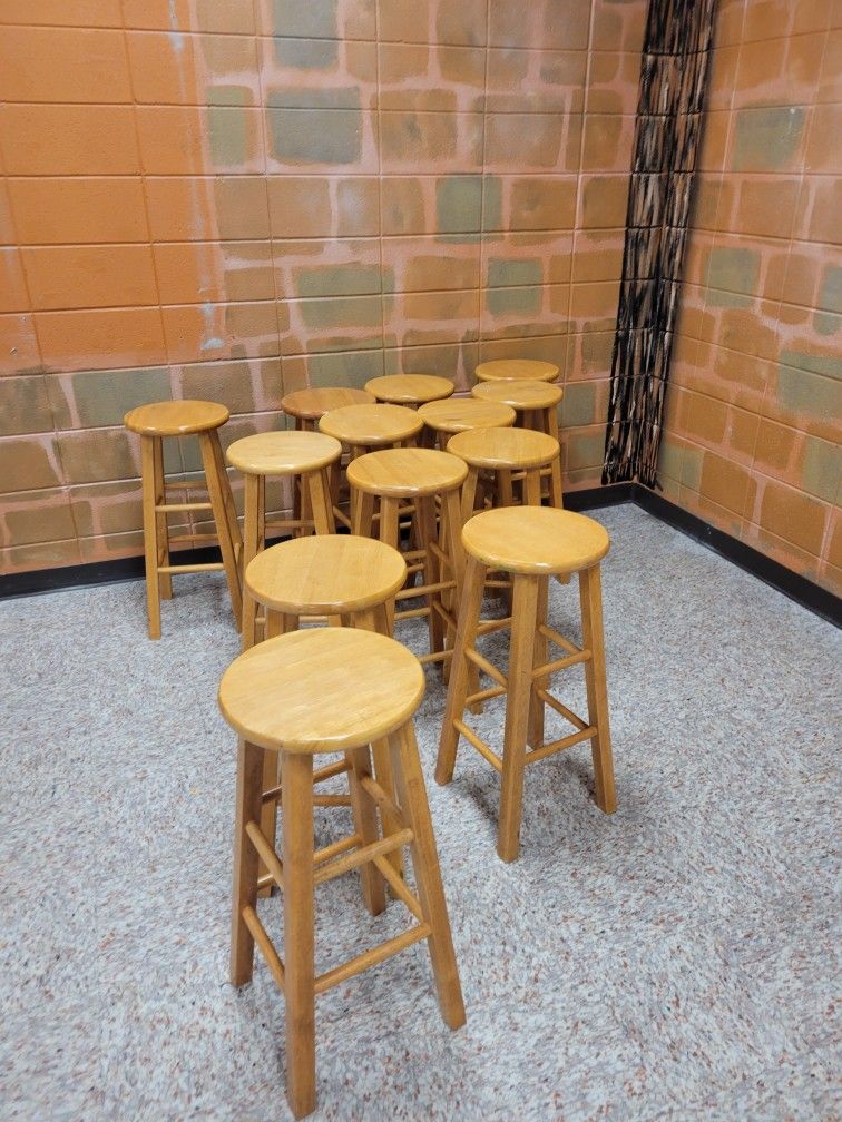 30in Wooden Stools