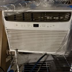 Window AC Unit