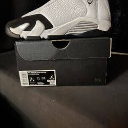 Jordan 14 Size 7y