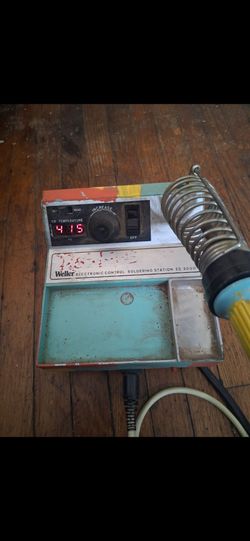 Weller EC3000 Soldering Station