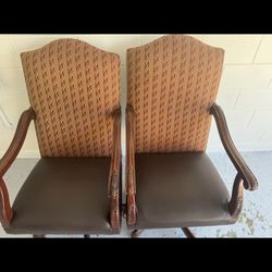 2 Xl Office Chairs
