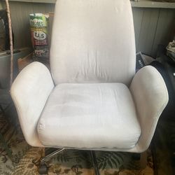 Modern Swivel Office Chair