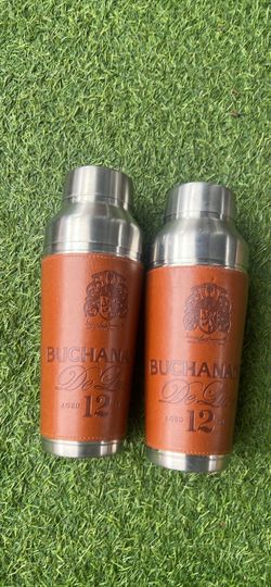2 Buchanan's De Luxe 12 Cocktail Shakers – Set of 2