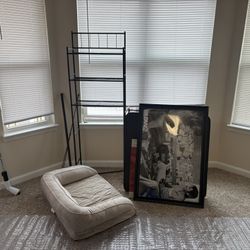 Free Furniture 