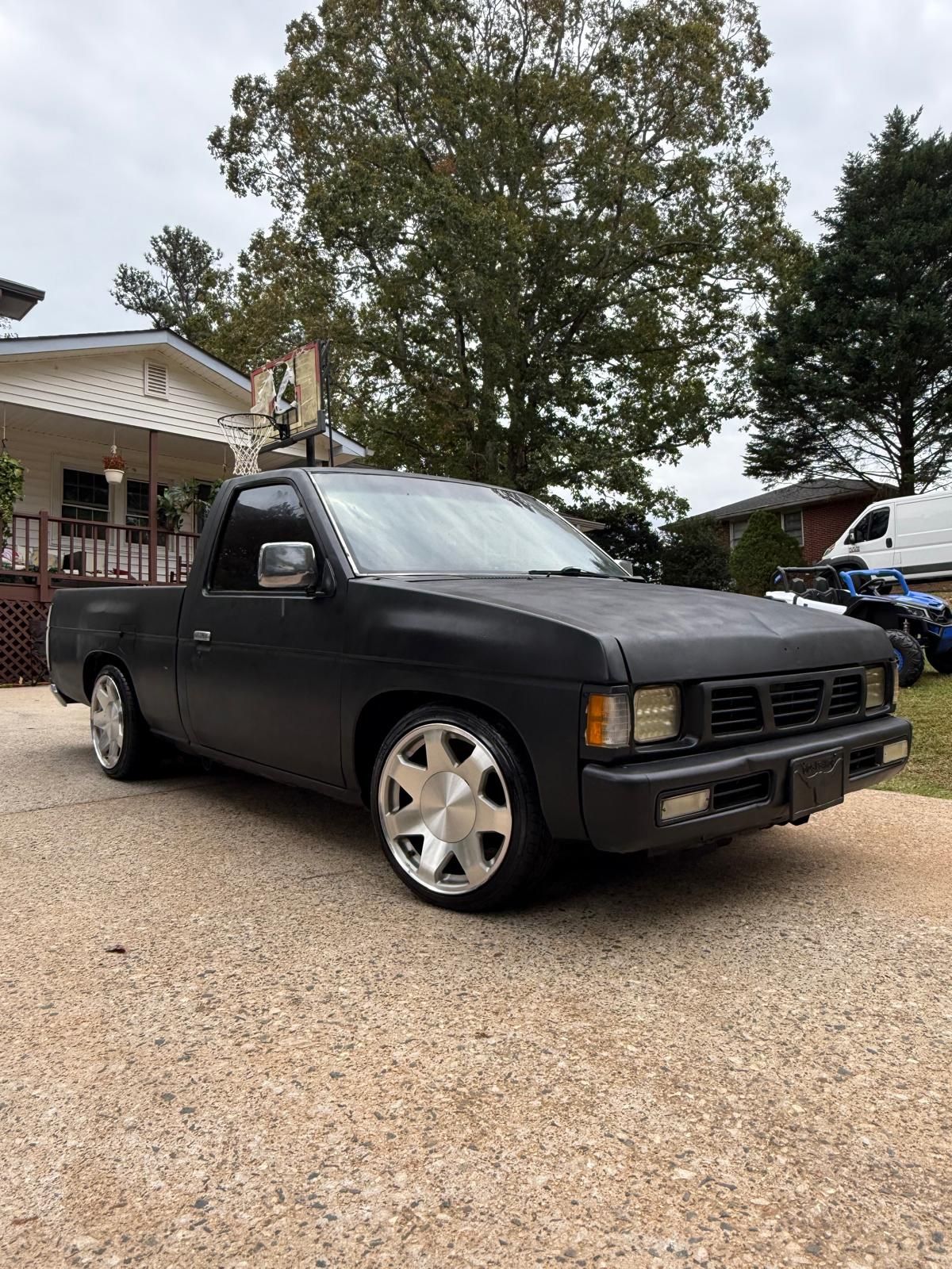 1995 Nissan Pickup
