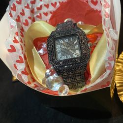 Black ice Rare Piece unisex fit for the king or queen Valentine’s Day