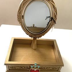 BATH AND BODY WORKS EVIL QUEEN VANITY TRAY / PICTURE LIGHTS UP IN MIRROR / BRAND NEW