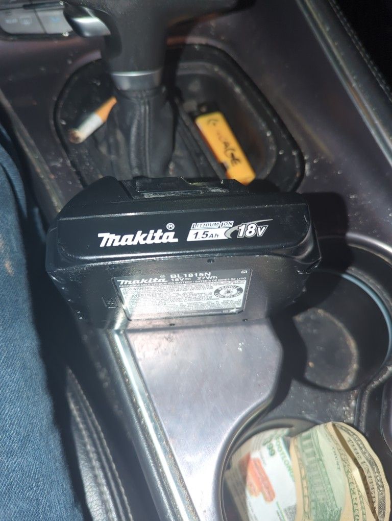Makita 18 V Battery