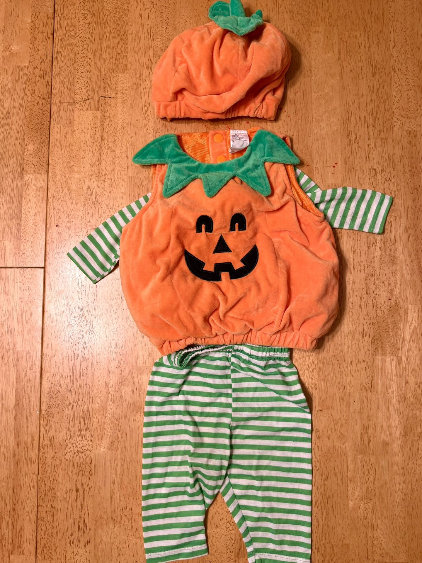Infant Pumpkin Halloween Costume (0-6 Months)