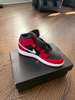 Jordan1 size 6 -New