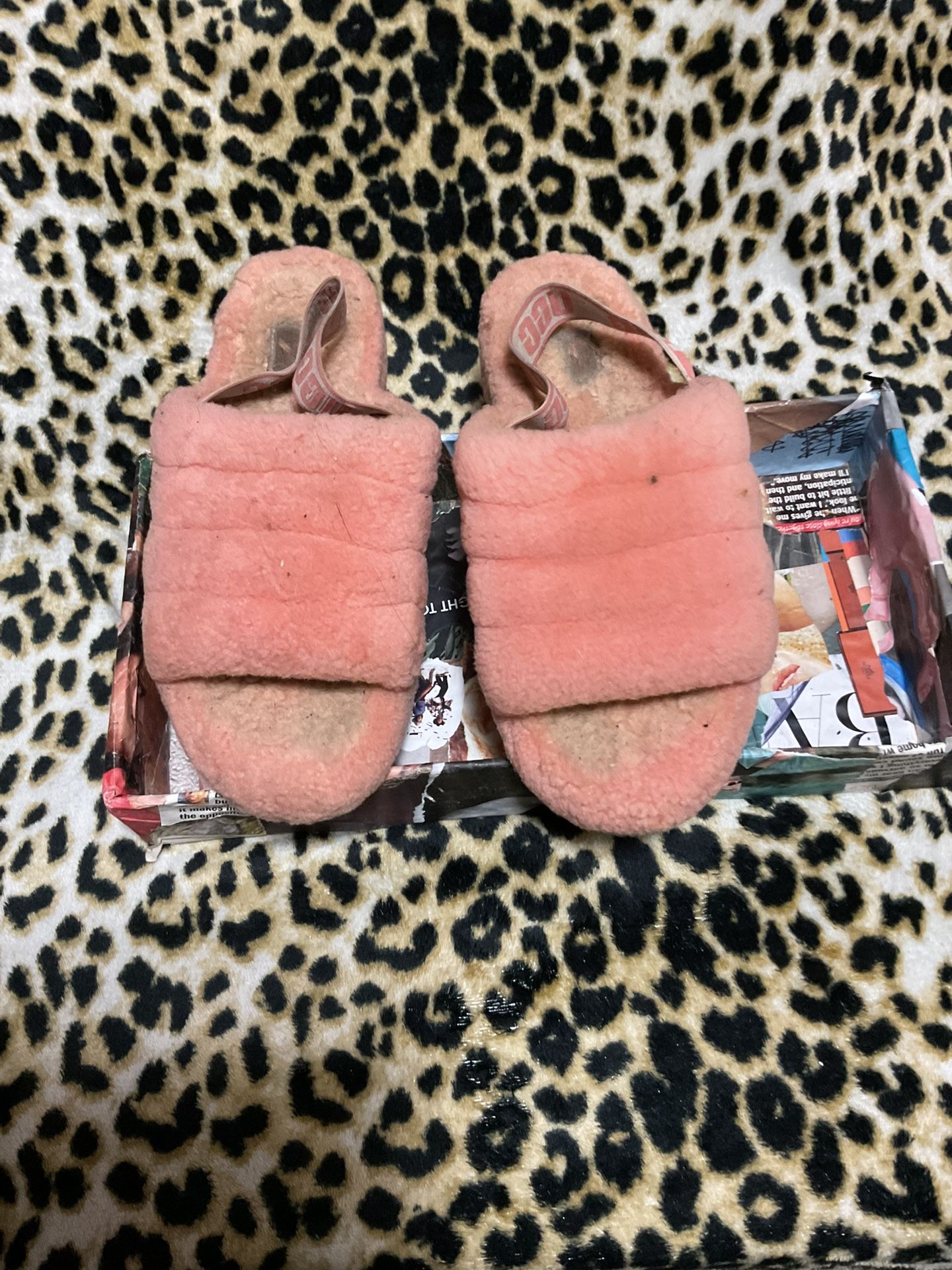 Authentic Ugg Slides