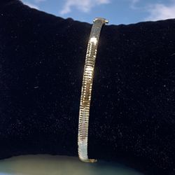 14k Bangle Bracelet 